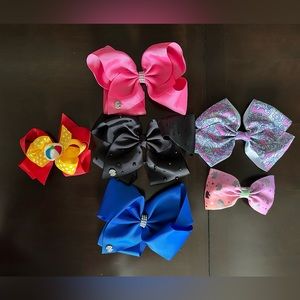 Assorted Hair Clip Set of 6 - Jojo Siwa, Beach Ball, Unicorn, Seahorse